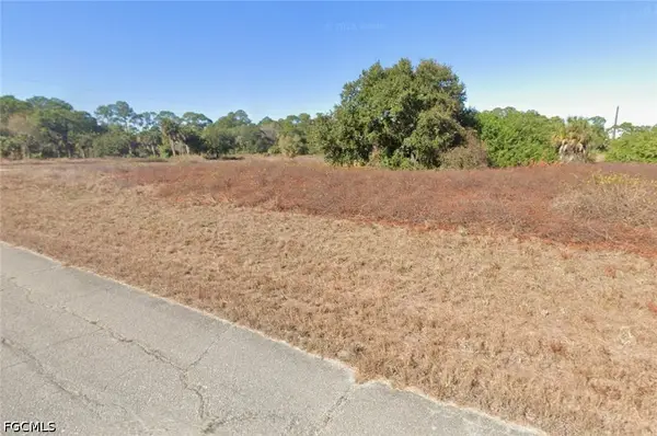 302 Boca Circle, Labelle, FL 33935