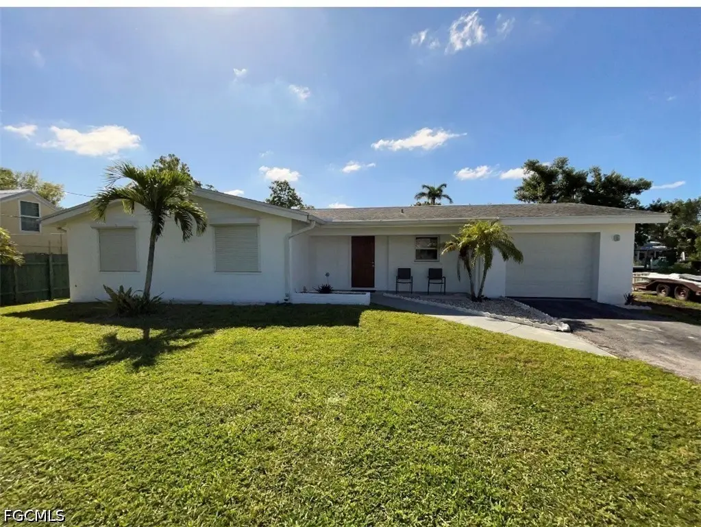 25 Estate Drive, North Fort Myers, FL 33917 - #1