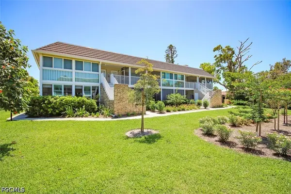 561 Periwinkle Way #F3, Sanibel, FL 33957