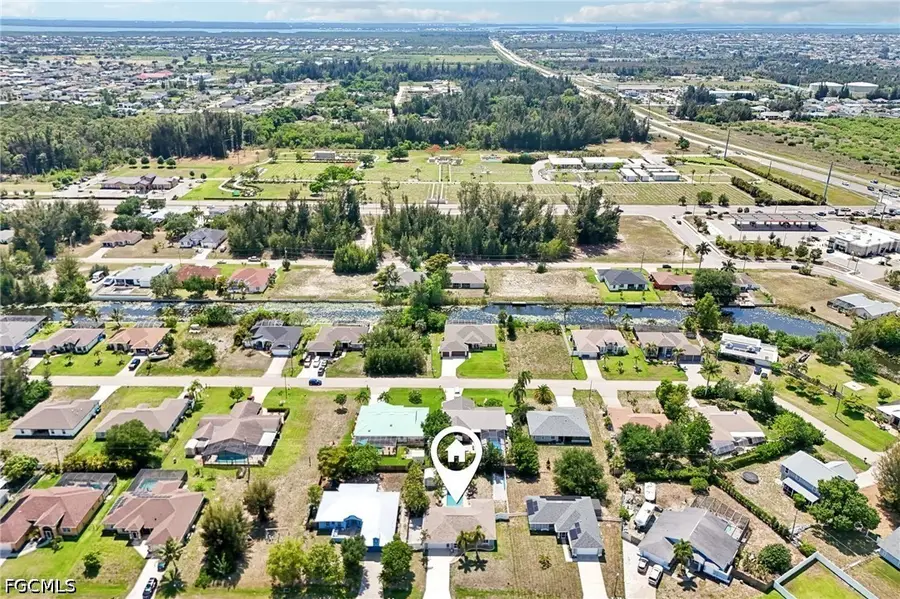 808 SW 14th Place, Cape Coral, FL 33991 - #3