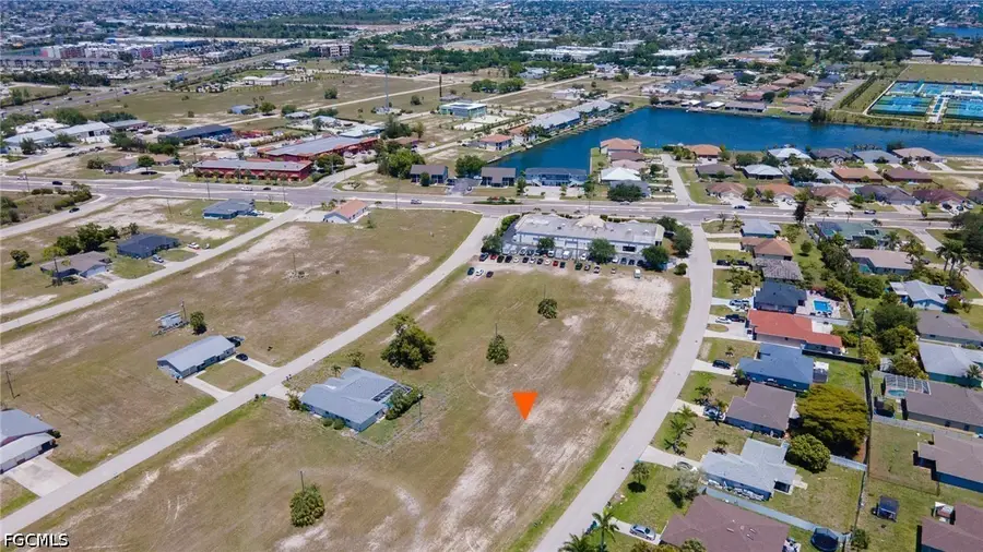 607 SW 4th Street, Cape Coral, FL 33991 - #3