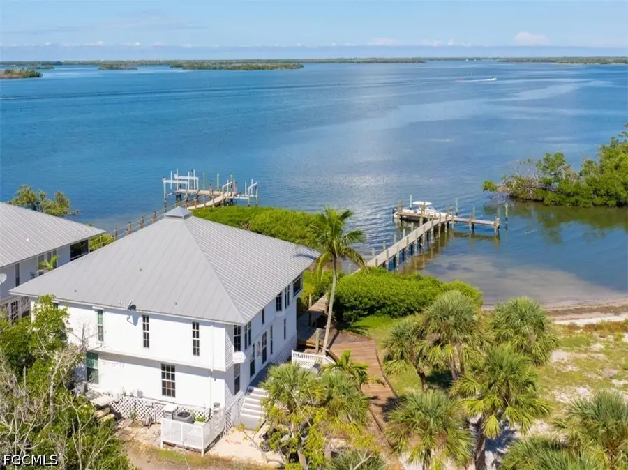 303 Useppa #Unit A, Sanibel Island, FL 33924 - #3
