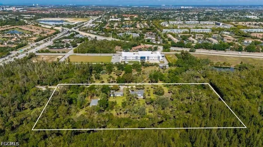 7046/7058 Maida Lane, Fort Myers, FL 33907 - #3