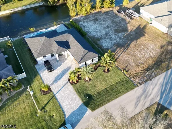 615 SW 22nd Terrace, Cape Coral, FL 33991