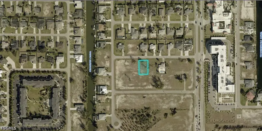 1622 SW 23rd Street, Cape Coral, FL 33991 - #2