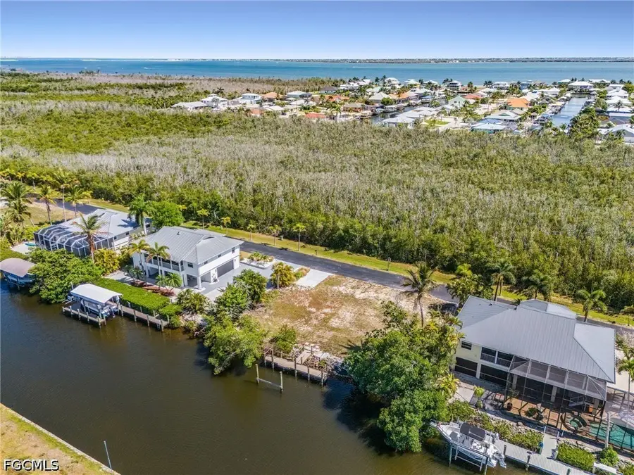 2936 Buttonwood Key Court, Saint James City, FL 33956 - #3