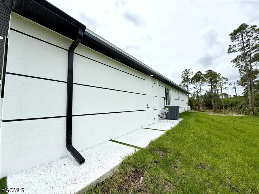 1013 Lincoln Avenue, Lehigh Acres, FL 33972 - #3