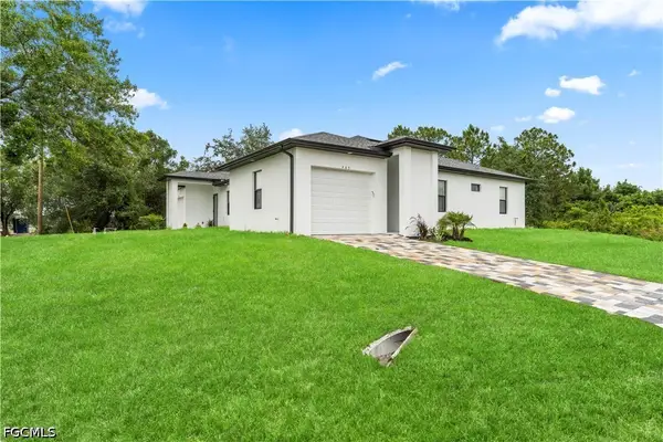 403/405 Bell Boulevard S, Lehigh Acres, FL 33974