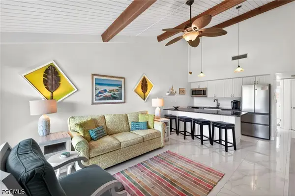 1250 Tennisplace Court #D33, Sanibel, FL 33957