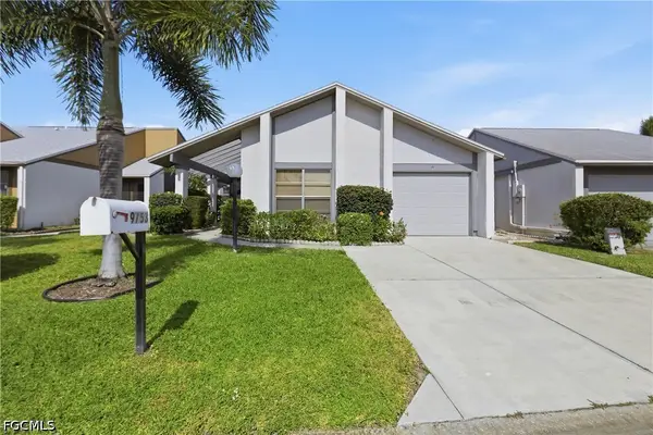 9753 Maplecrest Circle, Lehigh Acres, FL 33936