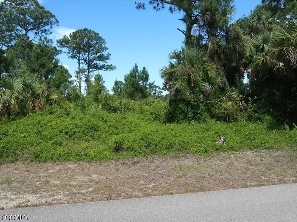 638 Glenquist Avenue S, Lehigh Acres, FL 33974
