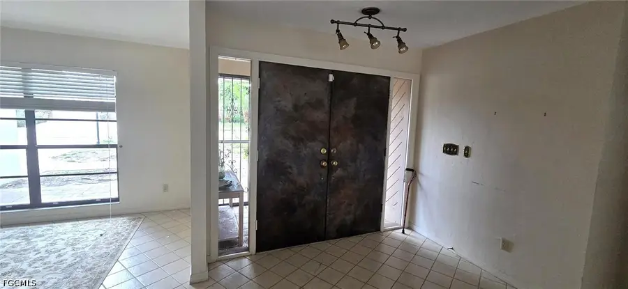 5869 Tallowood Circle, Fort Myers, FL 33919 - #2