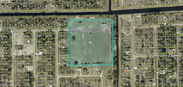 1053 Gladys Street, Lehigh Acres, FL 33974