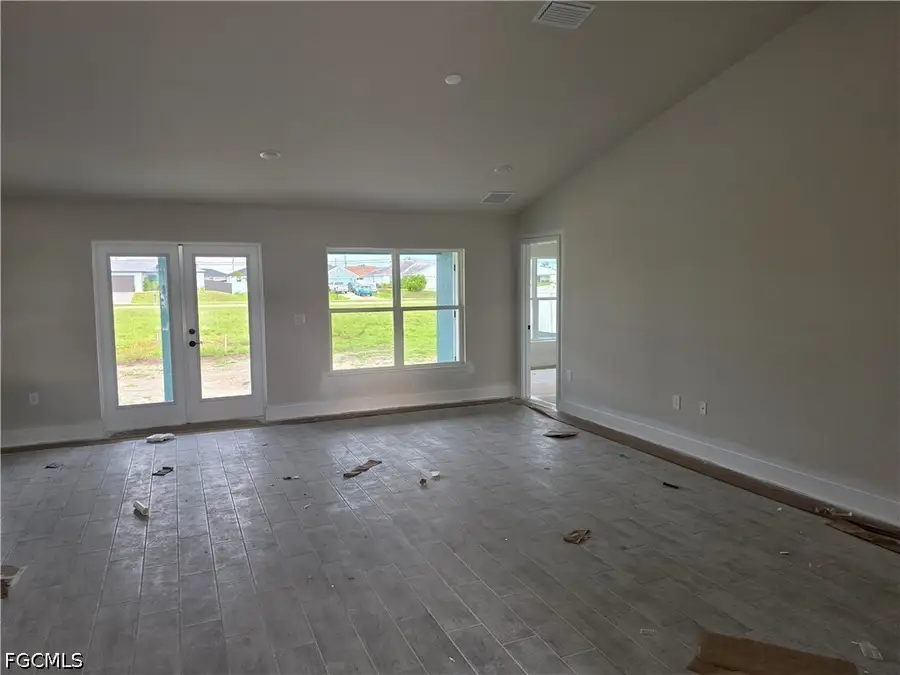 925 NW 8th Place, Cape Coral, FL 33993 - #3