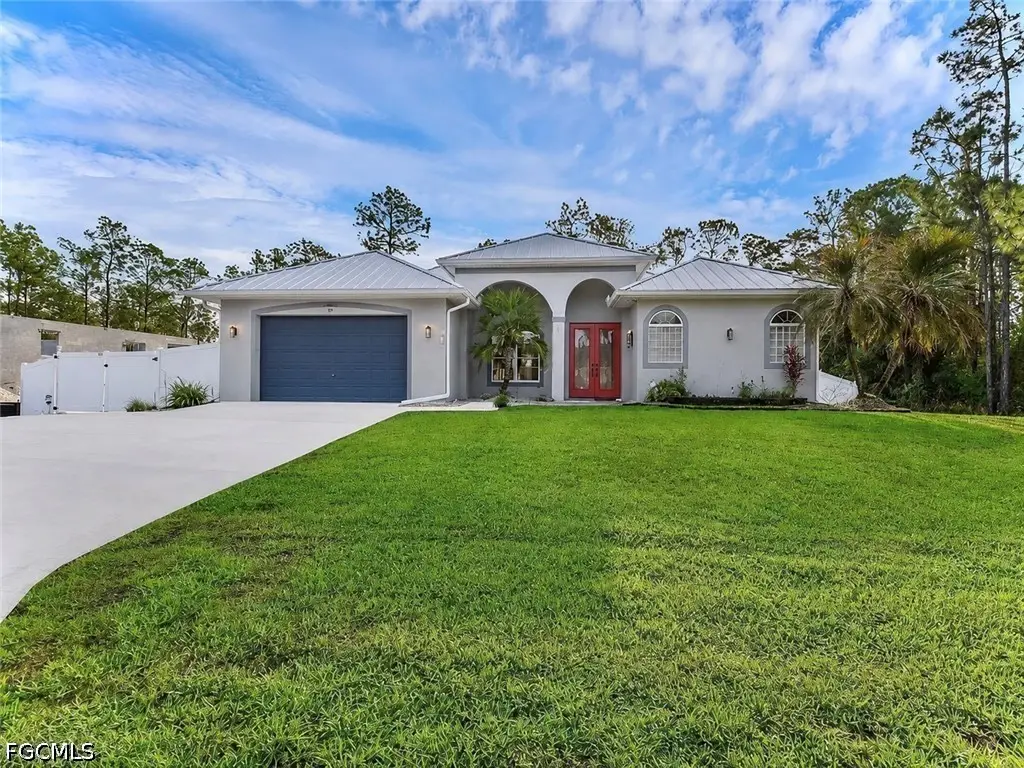 816 Columbus Avenue, Lehigh Acres, FL 33972 - #1