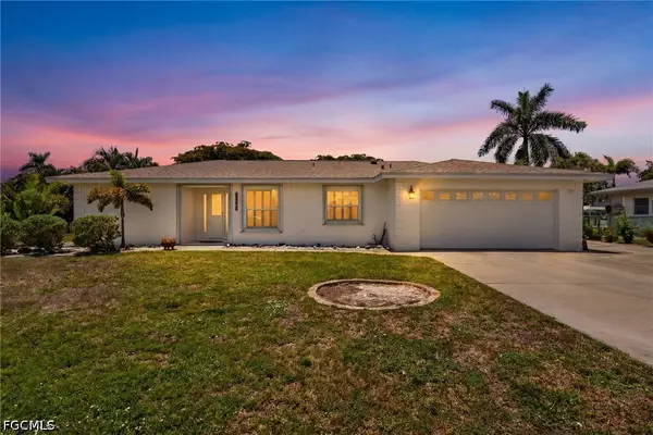 12279 Matlacha Boulevard, Matlacha Isles, FL 33991