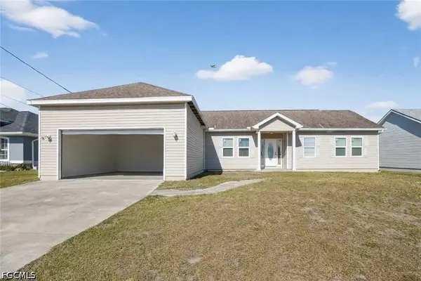 2808 34th Street Sw, Lehigh Acres, FL 33976