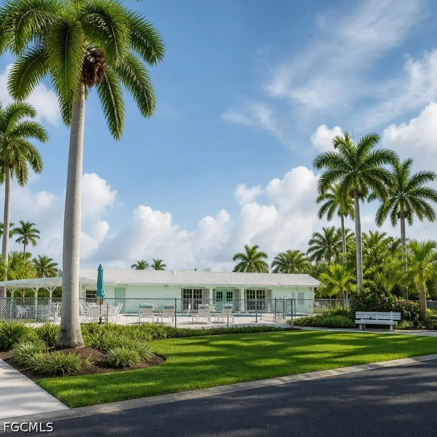 90 Sycamore Lane, Fort Myers, FL 33908 - #2