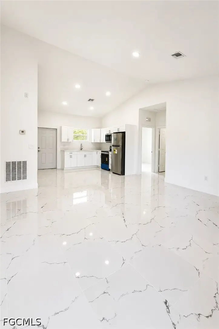 3052 S Beechwood Circle, Labelle, FL 33935 - #3