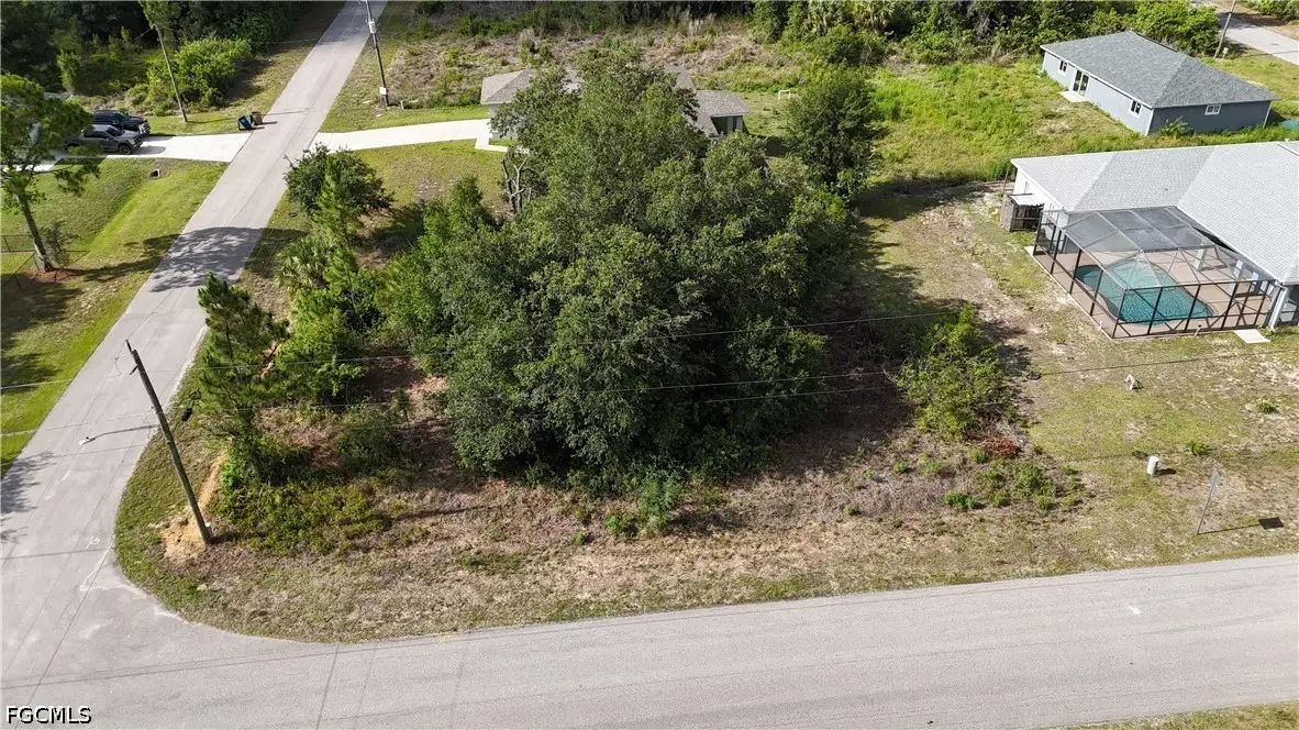 2025 Robert Avenue, Alva, FL 33920 - #1