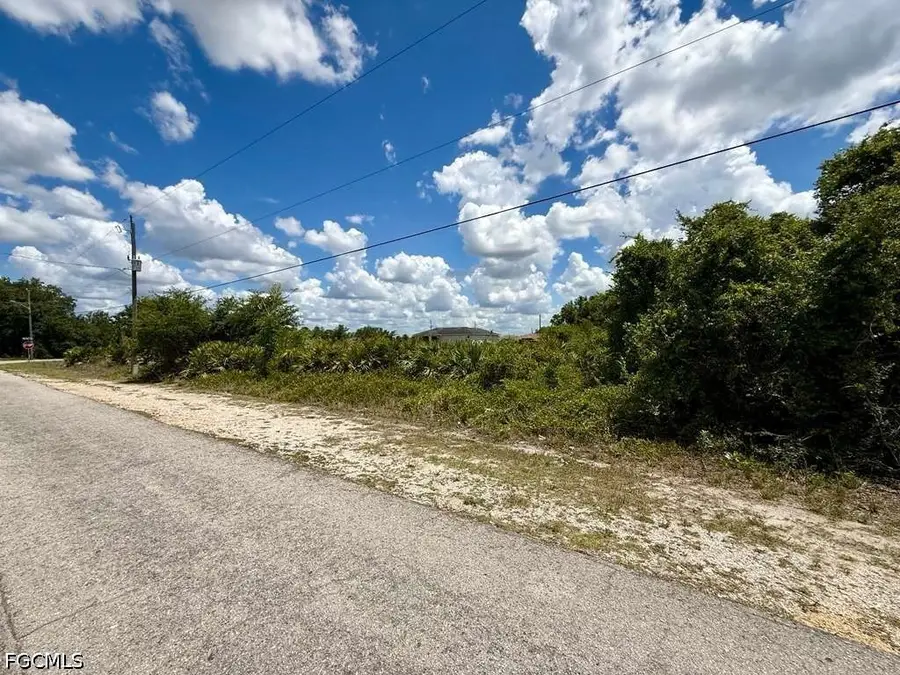 3403 19th Street W, Lehigh Acres, FL 33971 - #3