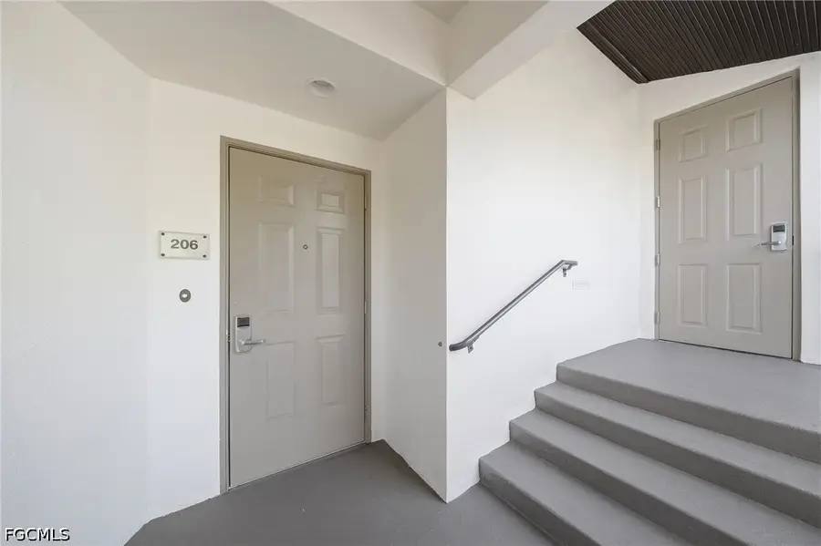 221 9th Street S #206, Naples, FL 34102 - #2