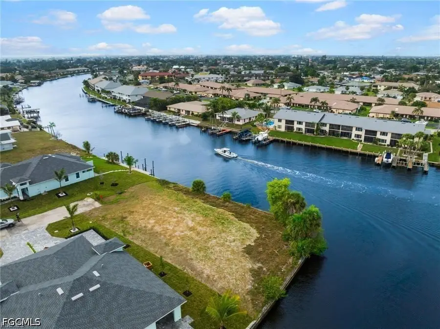 1101 SE 38th Street, Cape Coral, FL 33904 - #3