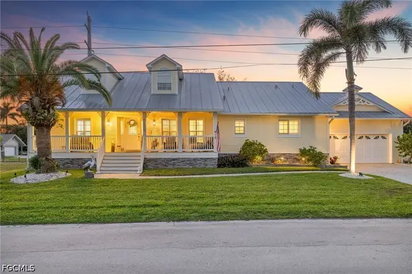 27130 Holly Lane, Bonita Springs, FL 34135