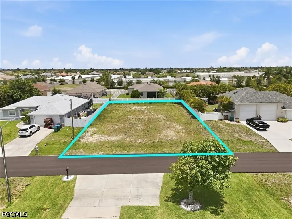 4215 SW 9th Place, Cape Coral, FL 33914 - #1