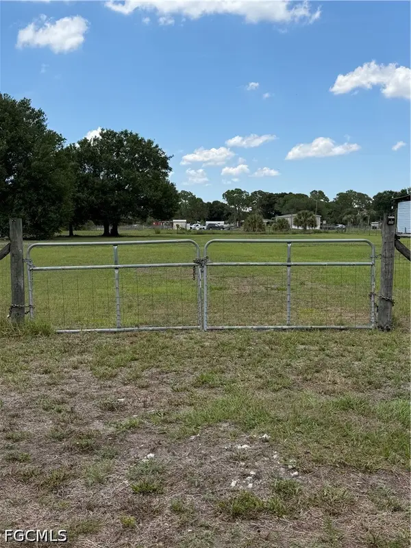 563 Bald Cypress Avenue, Clewiston, FL 33440