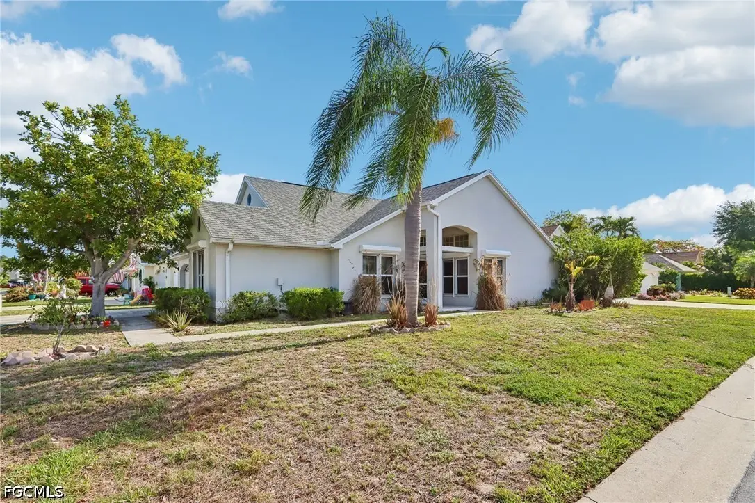 15237 Cricket Lane, Fort Myers, FL 33919 - #1