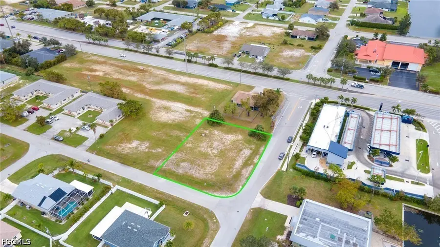 1941 SW Santa Barbara Place, Cape Coral, FL 33991 - #2