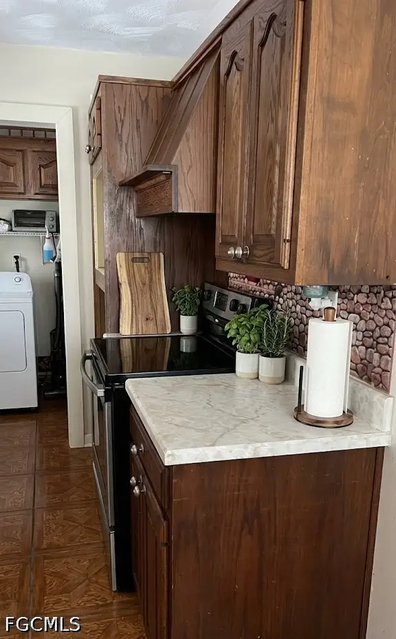 440 14th Avenue Ne, Naples, FL 34120