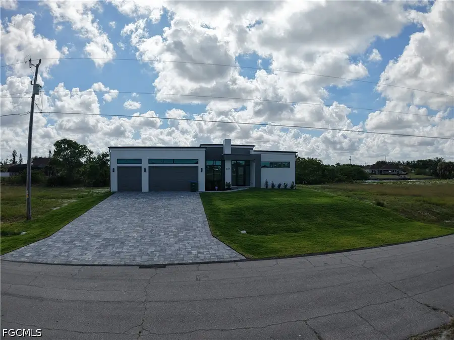 2135 SW 8th Place, Cape Coral, FL 33991 - #2