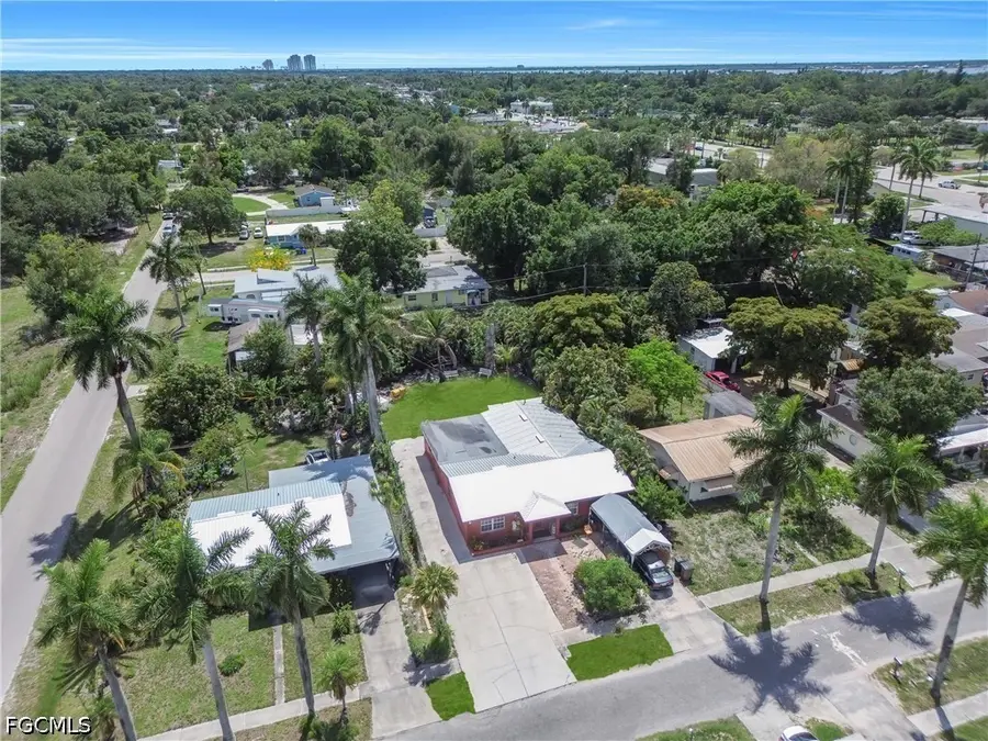 422 Bellair Road, Fort Myers, FL 33905 - #2