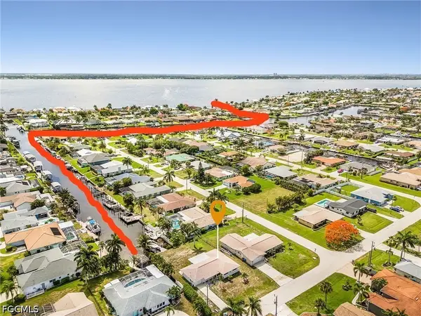 3009 SE 19th Place, Cape Coral, FL 33904