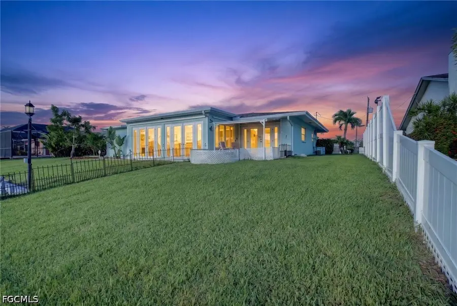 3336 SE 19th Avenue, Cape Coral, FL 33904 - #2