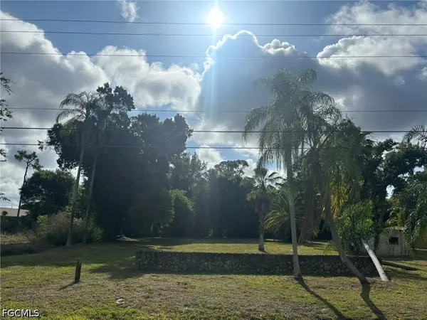 2948 Garden Street, North Fort Myers, FL 33917