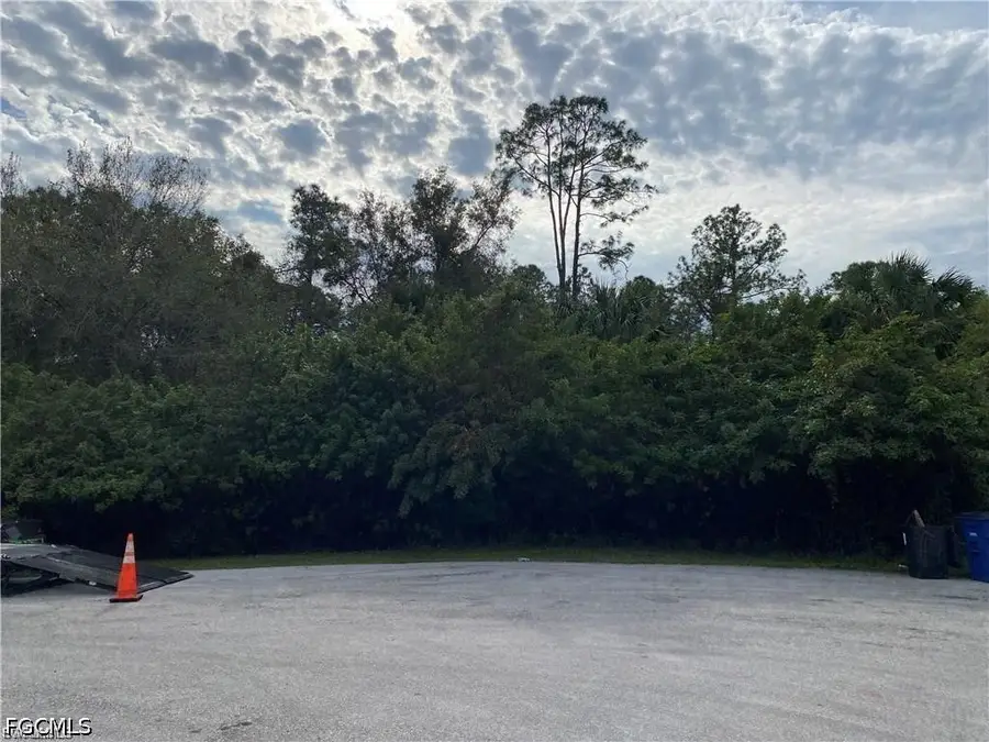 2905 Ashburn Street, Lehigh Acres, FL 33972 - #2