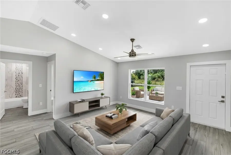 2075 Detroit Drive, Labelle, FL 33935 - #3