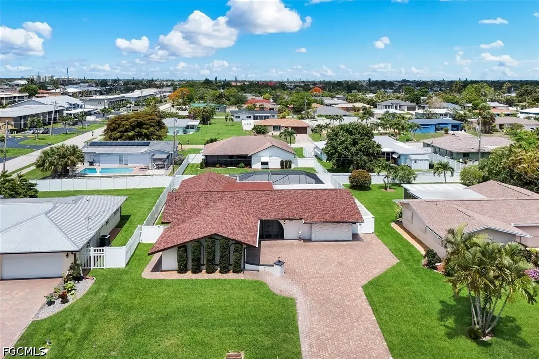 4548 SE 11th Place, Cape Coral, FL 33904 - #1