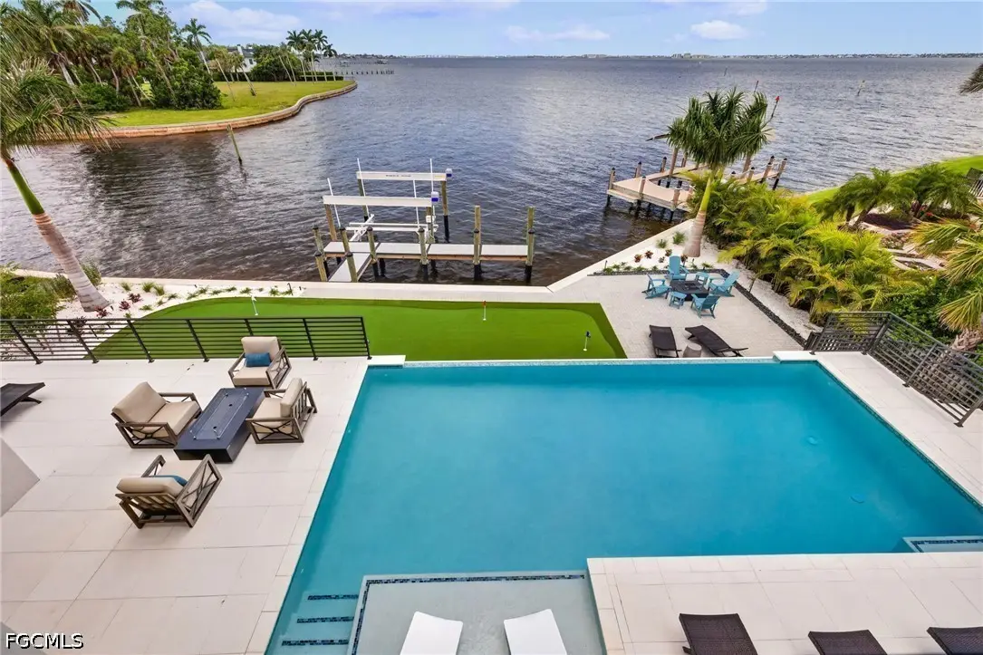 6924 Old Whiskey Creek Drive, Fort Myers, FL 33919 - #1