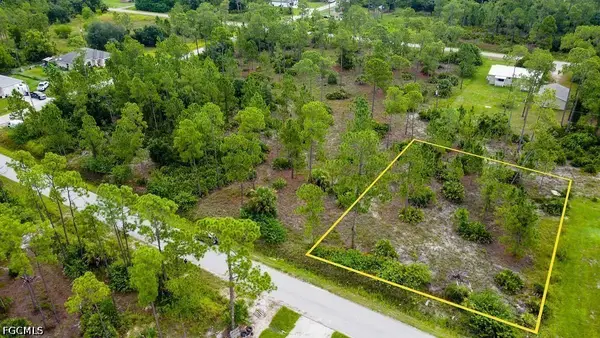 1222 North Avenue, Lehigh Acres, FL 33972