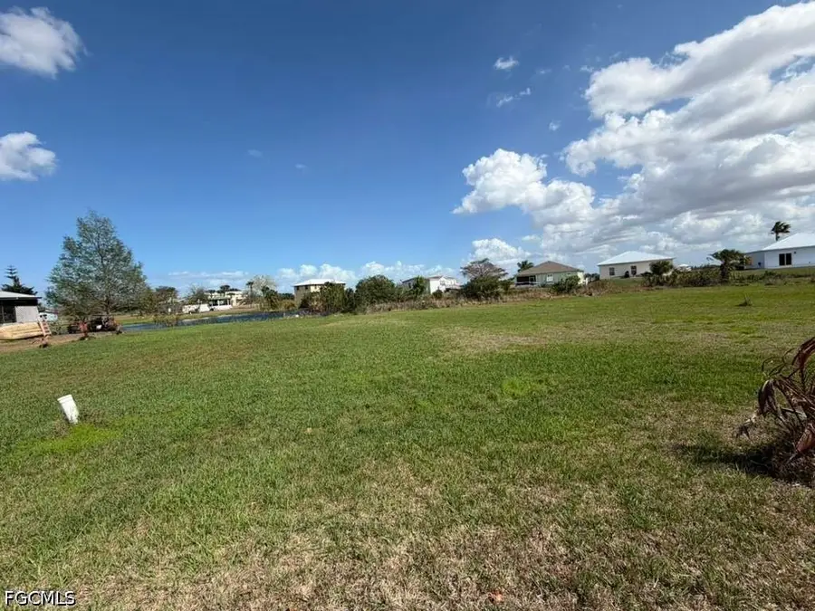 932-940 Meyerchick Drive Sw, Moore Haven, FL 33471 - #2