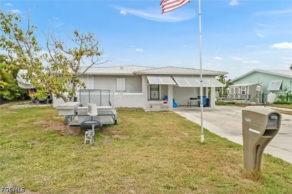 17731 Broadway Avenue, Fort Myers Beach, FL 33931