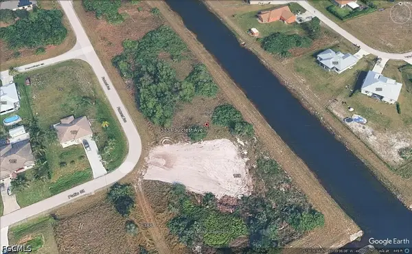 373 Paulcrest Avenue, Lehigh Acres, FL 33974
