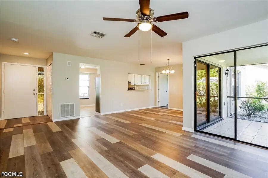 405 SE 8th Terrace, Cape Coral, FL 33990 - #3
