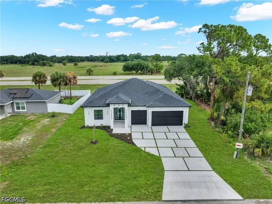 6037 N Moss Circle, Labelle, FL 33935 - #2