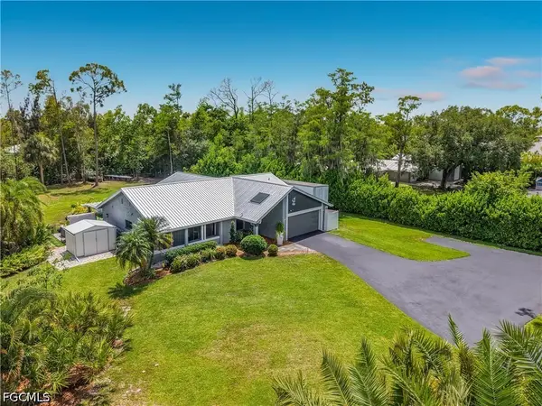 6284 Scott Lane, Fort Myers, FL 33966