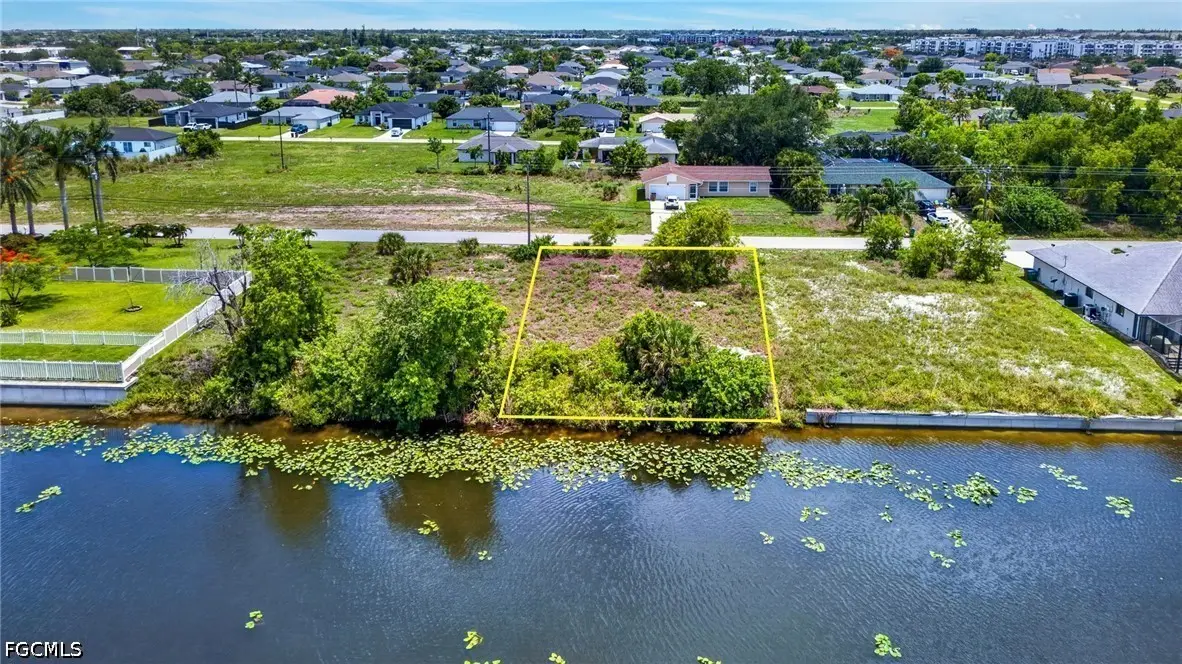 301 NW 5th Terrace, Cape Coral, FL 33993 - #1